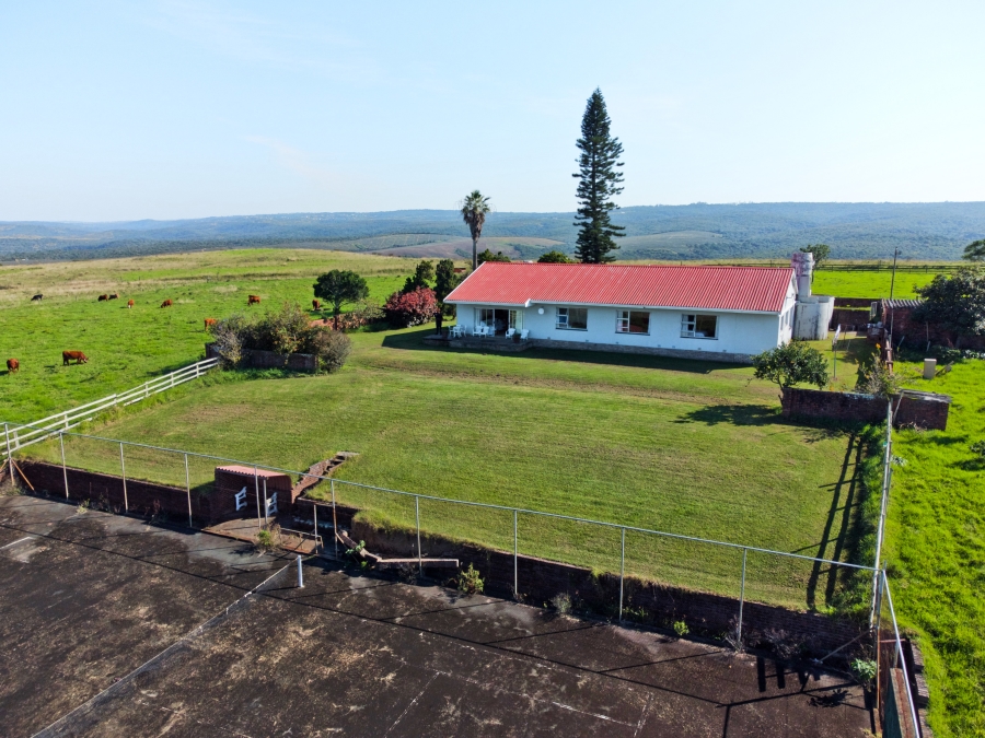 4 Bedroom Property for Sale in East London Rural Eastern Cape